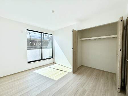 �Q���@���������̔z�u��ʋC���̗ǂ��݌v�ŕ����̋�C�������炸�A��ɐV�N�ȋ�C������܂�