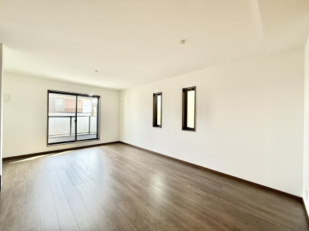 ���r���O�@���������R�Ɖ�b�����܂��A�S�n�悢�ЂƂƂ�