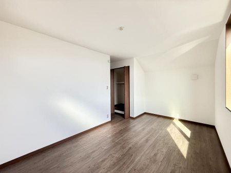 �Q���@���������̔z�u��ʋC���̗ǂ��݌v�ŕ����̋�C�������炸�A��ɐV�N�ȋ�C������܂�