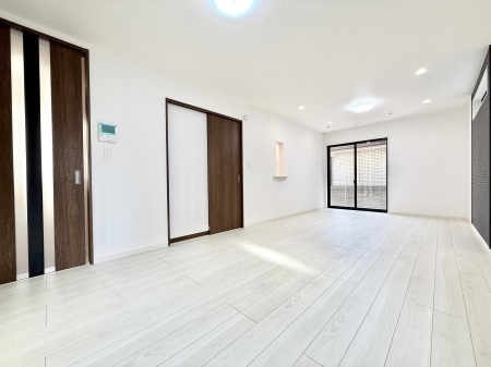 ���r���O�@���������ƕ���������A�����b�N�X�ł�����