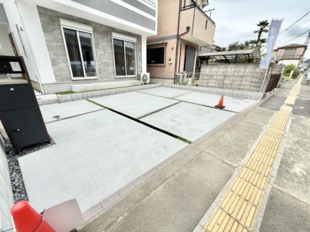 �@�O�ρ��J�[�X�y�[�X�L