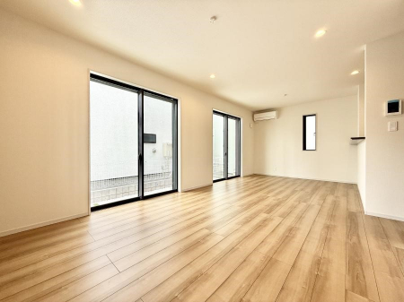 ���̑����ρ@�������Ƒ��̏Ί炪���ӂ��A���났�̋��