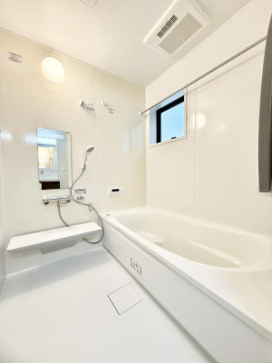 �����@�����������b�N�X�ł���A���₩�ȕ��͋C�ł�