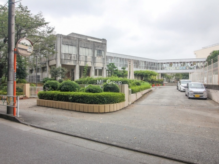 ���ӊ��@���w�Z 700m ���͌��s����򏬊w�Z