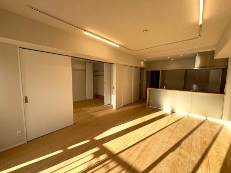 ���r���O�@�������Ƒ��̎��Ԃ��ʂ�A���K�Ŗ��������