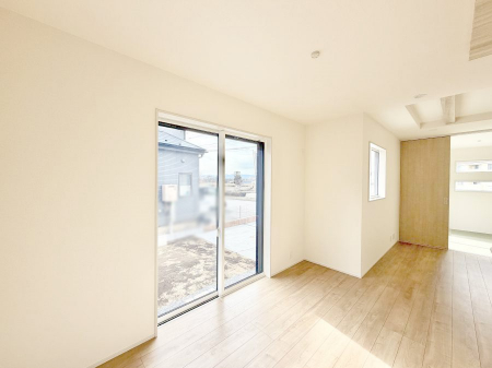 ���r���O�@���������R�Ɖ�b�����܂��A�S�n�悢�ЂƂƂ�