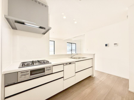 �L�b�`���@�������V���v���Ŕ������S�n�悢���Ԃ𐶂ރL�b�`�����