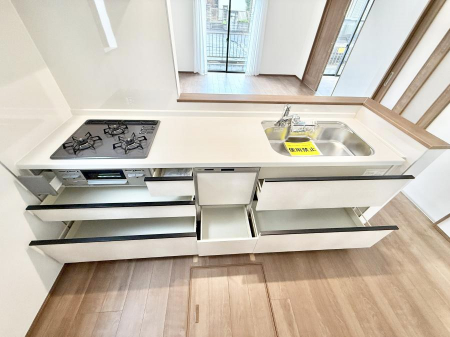 �L�b�`���@�������Ƒ����J��[�߂�A������̂���L�b�`��