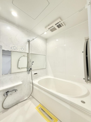 �����@�������������A������芰����o�X���[��