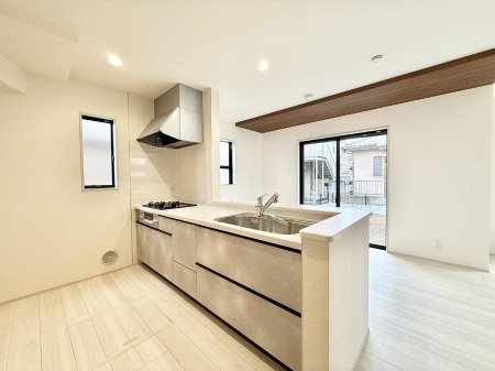 �L�b�`���@�������L���C�ɕЕt���A�g���₷���L�b�`��