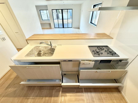 �L�b�`���@�������A�C�f�A�L����A�N���G�C�e�B�u�ȗ������