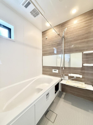 �����@����������̔�������A�S����������Ԃł�