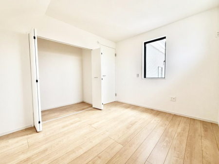 �Q���@���������̔z�u��ʋC���̗ǂ��݌v�ŕ����̋�C�������炸�A��ɐV�N�ȋ�C������܂�