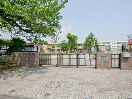 ���ӊ��@���w�Z 400m ���l�s�����c���w�Z