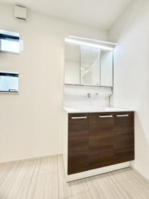 ���ʑ�E���ʏ��@���������̏������X���[�Y�ɂł���L���ł�