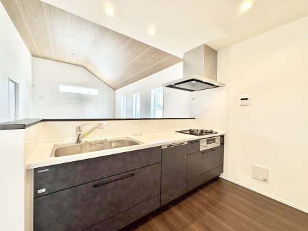 �L�b�`���@���������y���݂ƐH�ׂ�K����͂���L�b�`��