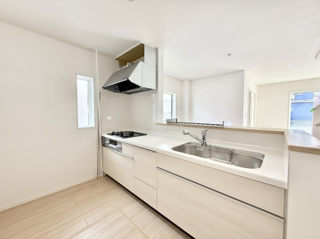 �L�b�`���@���������y���݂ƐH�ׂ�K����͂���L�b�`��