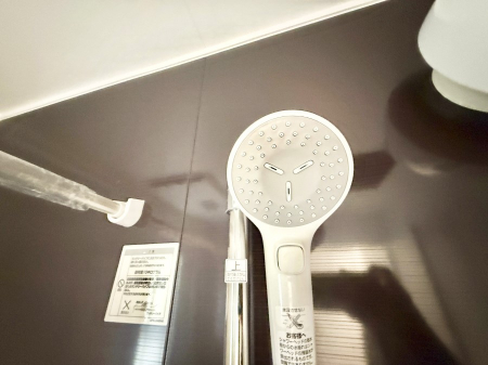 ���̑����ρ@�ݔ����茳�ŊȒP�Ɏ~���ł��邽�߁A���̖��ʌ��������炷���Ƃ��ł��܂��B