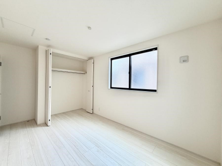 �Q���@�������Ƌ�����܂��z�u����΍L�X�Ƃ�����Ԃ��g�������₷���A�����b�N�X�������Ԃ��߂����܂�