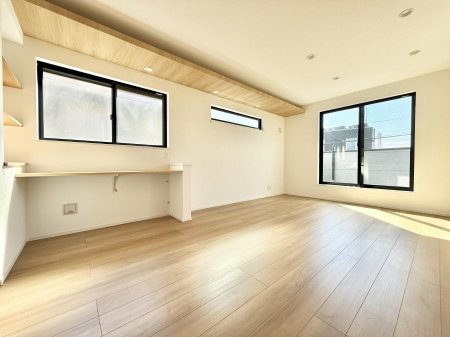 ���r���O�@�������V���v���������ґ�A��؂Ȑl�Ɖ߂����S���قǂ�����