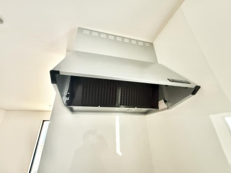 ���̑����ρ@�ݔ����������̏��C����������C��ɗU������A�����I�ɔr�����ł��܂��B