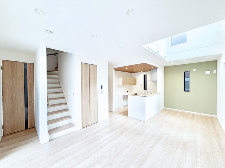 ���r���O�@�����������������Ɠ��ʂɂ���A�e���̋��