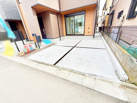 �@�O�ρ������̒��Ԃ����K��