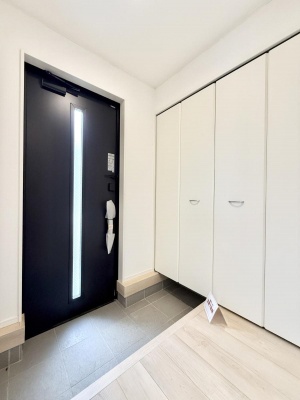 ���ց@������ �V���v���Ŕ������A���K�ȕ�炵�̓����