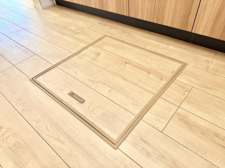 ���̑����ρ@�ݔ����B�ꂽ���[�X�y�[�X�ŉƑS�̂��X�b�L��