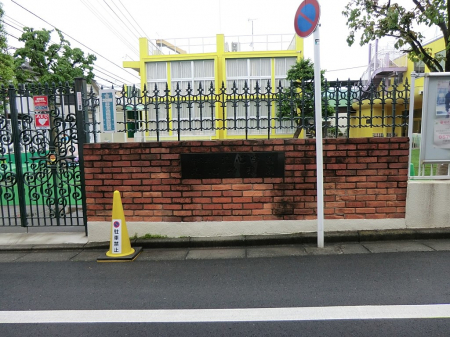 ���ӊ��@�c�t���E�ۈ牀 800m ���S�c�t��