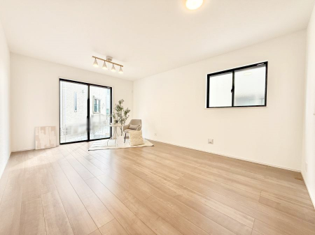 ���r���O�@�������Ƒ��̎��Ԃ��ʂ�A���K�Ŗ��������