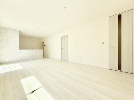 ���r���O�@���������R�Ɖ�b�����܂��A�S�n�悢�ЂƂƂ�