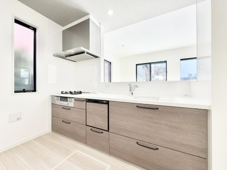 �L�b�`���@���������y���݂ƐH�ׂ�K����͂���L�b�`��