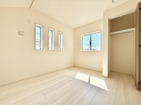 �Q���@���������̔z�u��ʋC���̗ǂ��݌v�ŕ����̋�C�������炸�A��ɐV�N�ȋ�C������܂�