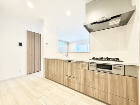 �L�b�`���@�����������������Ԃ����܂��A�Ί炠�ӂ��L�b�`��