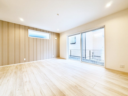 ���r���O�@���������났�ƏΊ炪�W�܂�A�S���܂郊�r���O