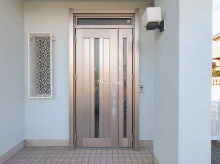 ���ց@�O�ρ� �V���v���Ŕ������A�Z�܂��̑���ۂ��ʂ錺�ւł�