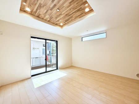 ���r���O�@���������났�ƏΊ炪�W�܂�A�S���܂郊�r���O