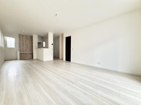 ���r���O�@�������S���������ꏊ�A�������߂����郊�r���O