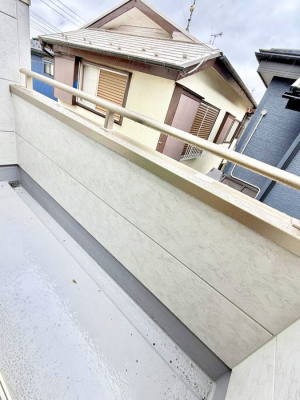 �o���R�j�[�@������ �G�߂̈ڂ낢����������J���I�ȋ�Ԃł�