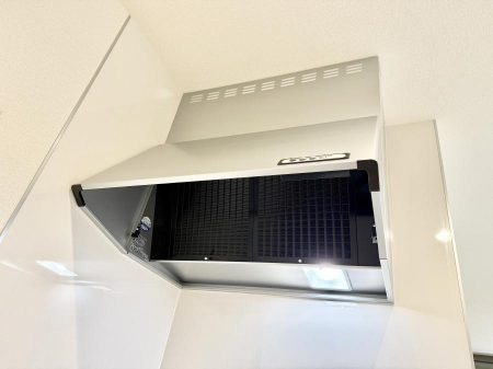 ���̑����ρ@�ݔ����������̏��C����������C��ɗU������A�����I�ɔr�����ł��܂��B