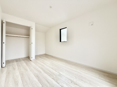 �Q���@�������Ƌ�����܂��z�u����΍L�X�Ƃ�����Ԃ��g�������₷���A�����b�N�X�������Ԃ��߂����܂�