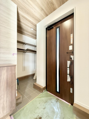 ���ց@������ �V���v���Ŕ������A���K�ȕ�炵�̓����