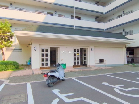 �G���g�����X�@�O�ρ��������̂���G���g�����X�͉��K�Ȗ����̎n�܂�����o���܂�