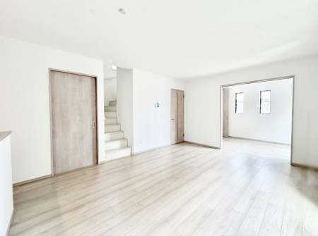 ���r���O�@���������났�ƏΊ炪�W�܂�A�S���܂郊�r���O