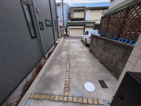 �@�O�ρ�����ɃJ�[�X�y�[�X������Ə�����܂�