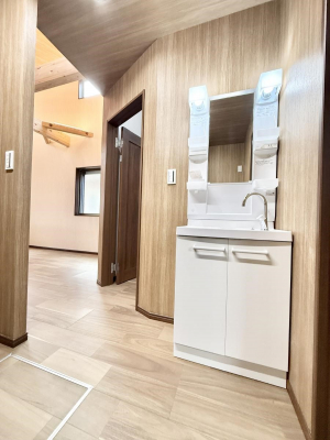 ���ʑ�E���ʏ��@�������Ƒ��݂�Ȃ��g���₷���z�u�ł�