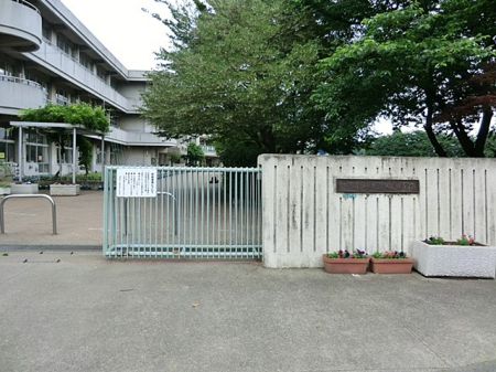 ���ӊ��@���w�Z 1240m ���͌��s������ӓ����w�Z