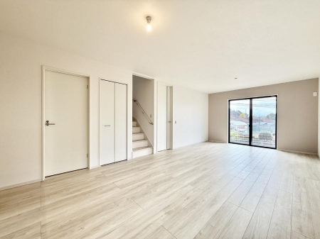 ���r���O�@�������Ƒ��̎��Ԃ��ʂ�A���K�Ŗ��������