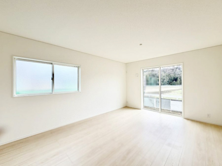 ���r���O�@���������R�Ɖ�b�����܂��A�S�n�悢�ЂƂƂ�